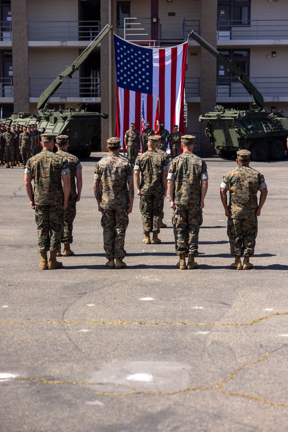 1st LAR holds change of command ceremony