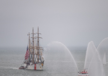 CGC Eagle Sails into San Francisco Bay