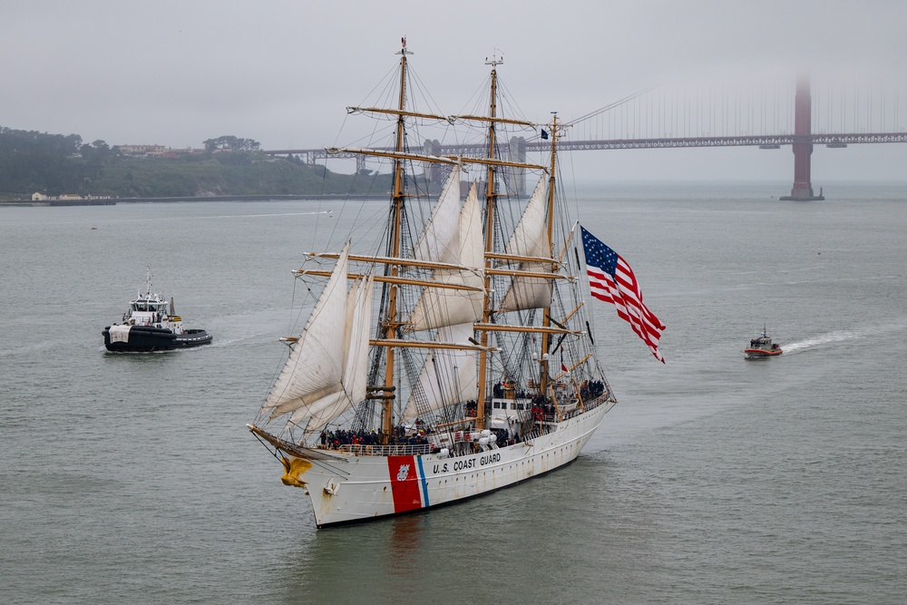 CGC Eagle Sails into San Francisco Bay