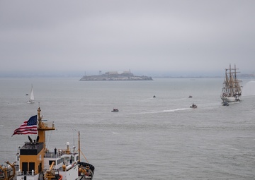 CGC Eagle Sails into San Francisco Bay