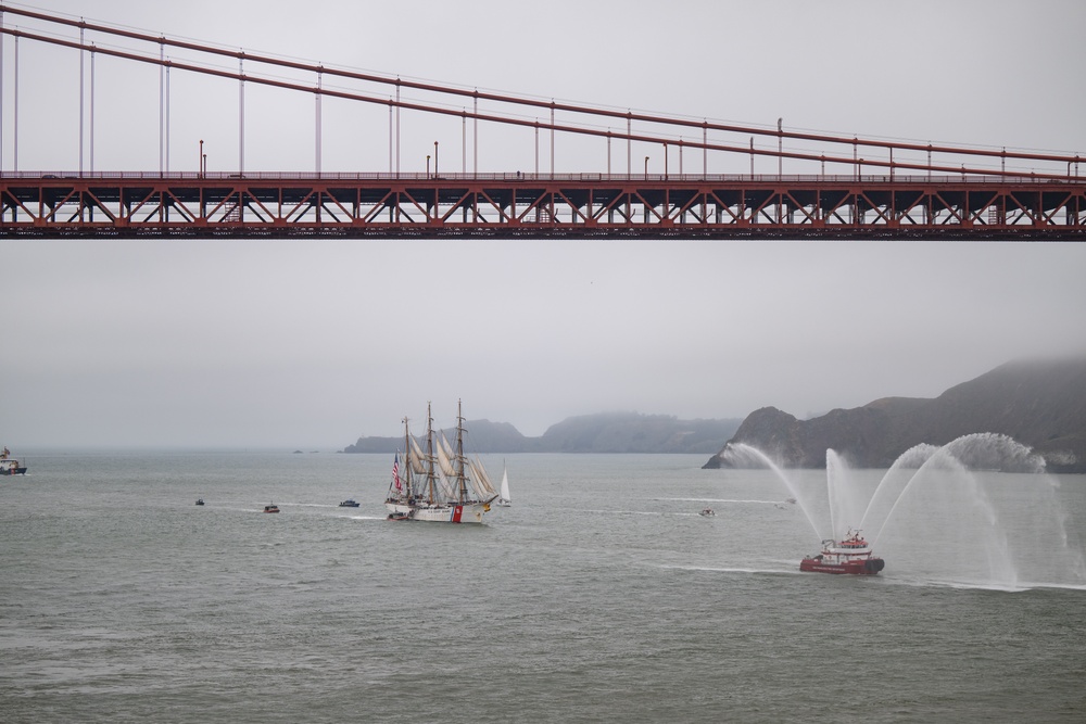 CGC Eagle Sails into San Francisco Bay
