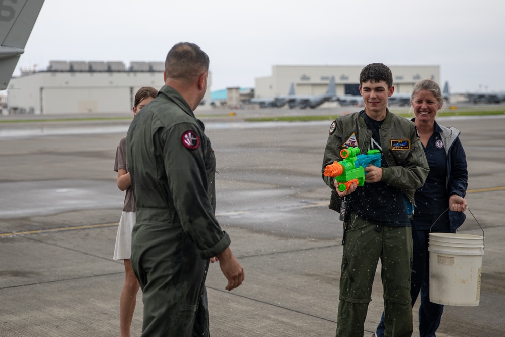 MCAS Iwakuni CO conducts final flight