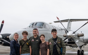 MCAS Iwakuni CO conducts final flight