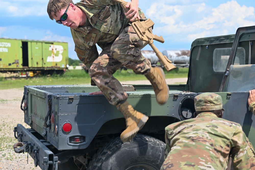 155th Civil Engineering Airmen Practice Combat Skills