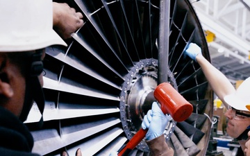 412th Maintenace Group at Edwards Air Force Base