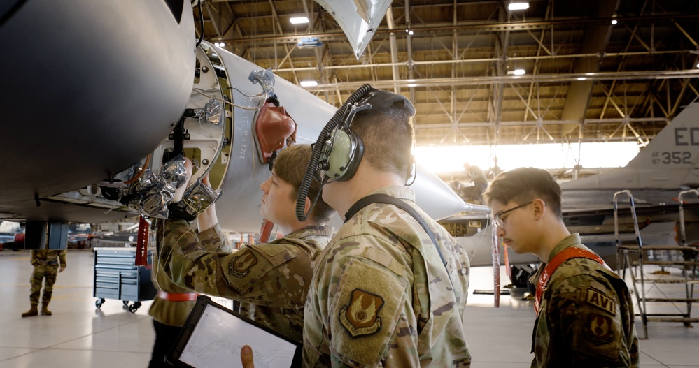 412th Maintenace Group at Edwards Air Force Base