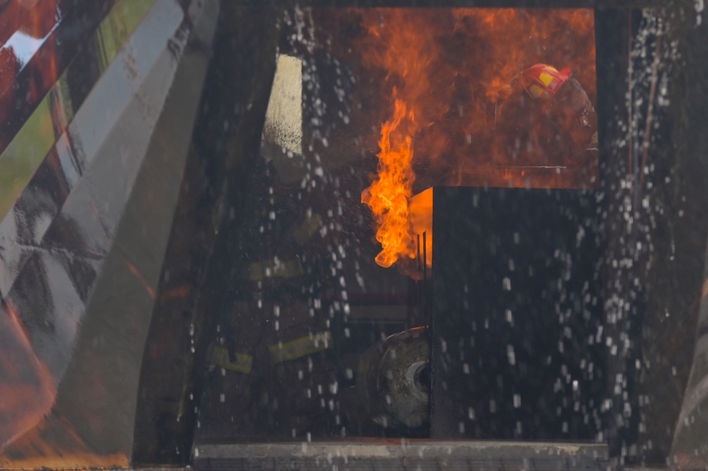 155th Civil Engineering Airmen Practice Combat Skills