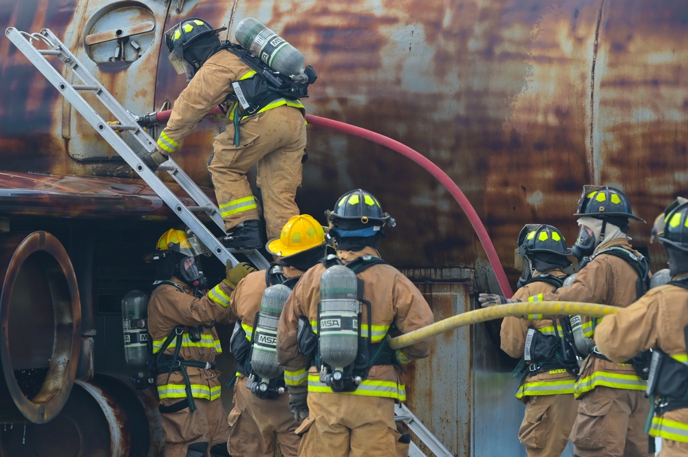 155th Civil Engineering Airmen Practice Combat Skills