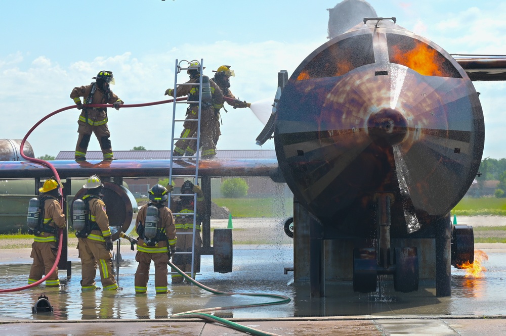 155th Civil Engineering Airmen Practice Combat Skills