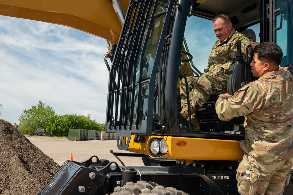 Nebraska National Guard Leadership Visits 155th Civil Engineers While Training