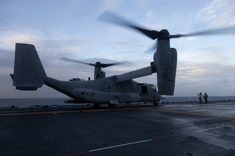 31st MEU | USS America conducts rapid flight operations