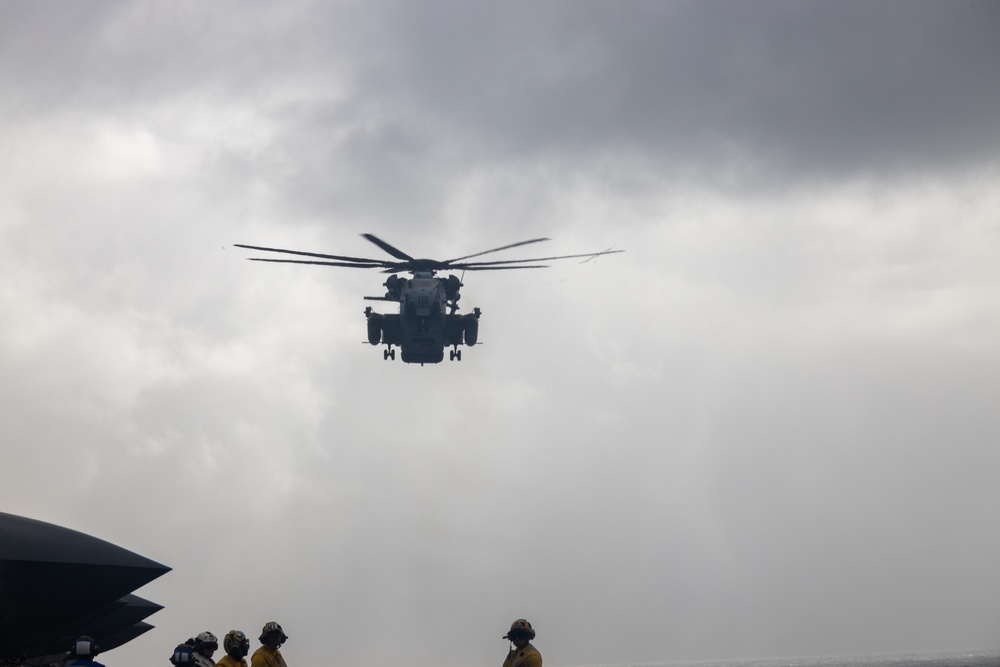 31st MEU | USS America conducts rapid flight operations