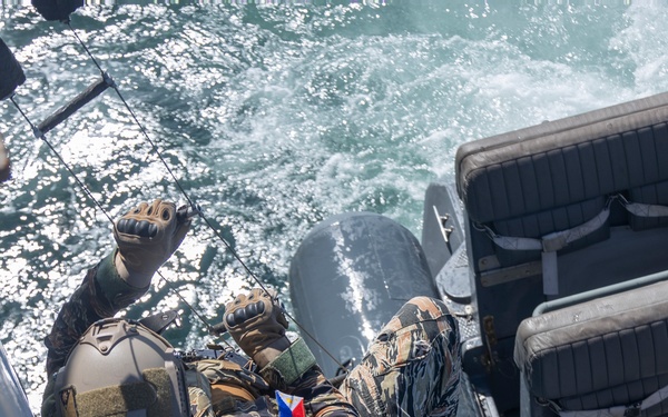 NSW, NAVSOU rehearse maritime tactics