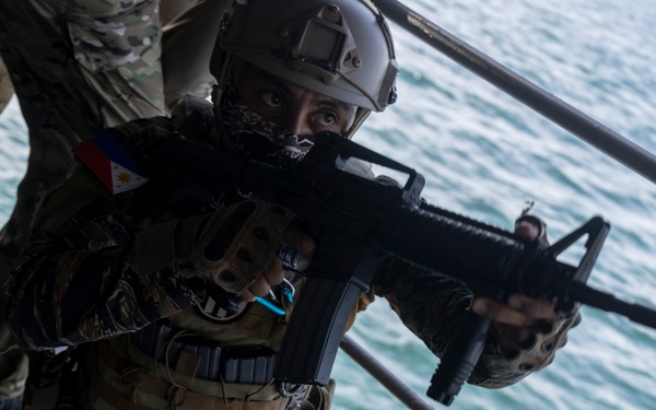 NSW, NAVSOU rehearse maritime tactics