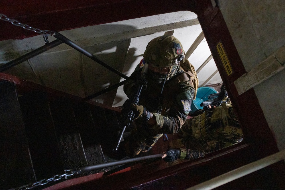 NSW, NAVSOU rehearse maritime tactics