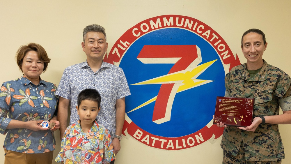 7th Communication Battalion Ginoza Family Gift Exchange