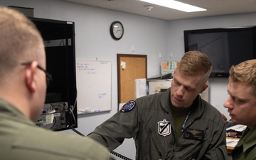 VMFA-214 conducts simulated close air support