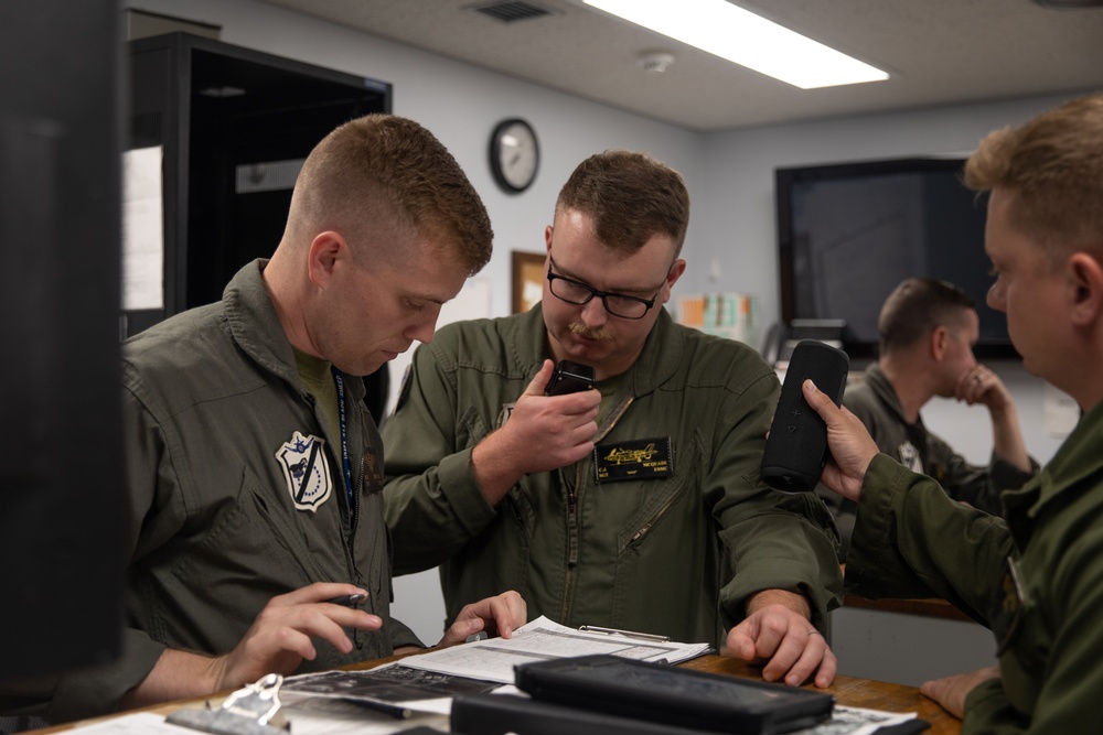 VMFA-214 conducts simulated close air support