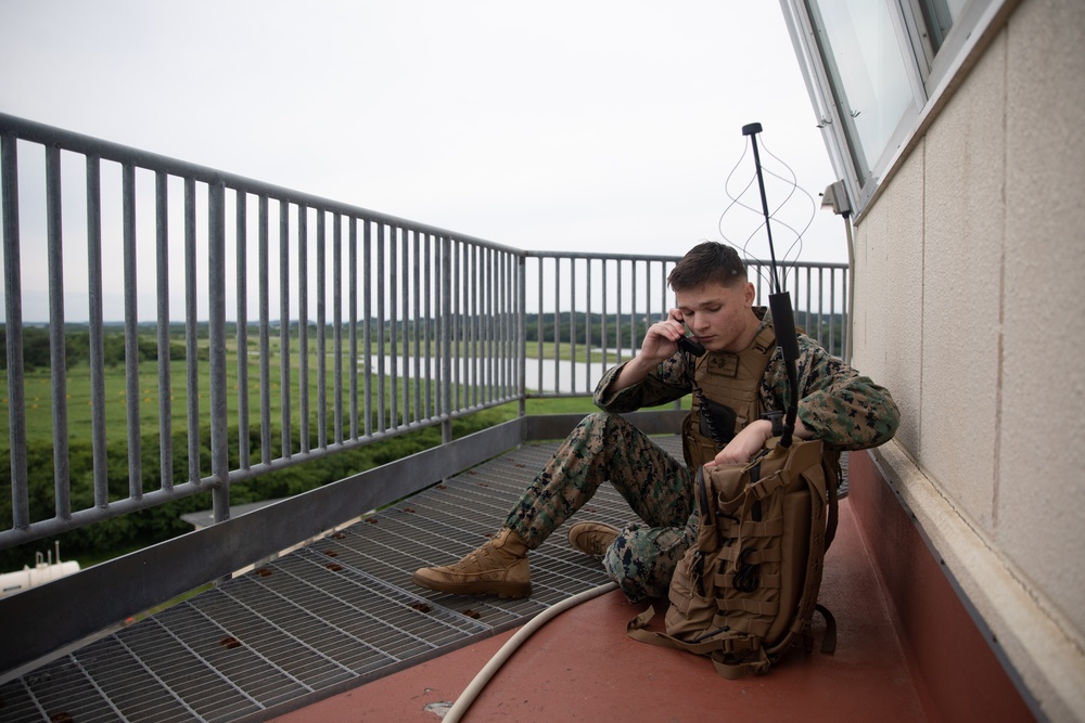 MWCS-18 Marines collaborate with 3d MARDIV JTAC in CAS training