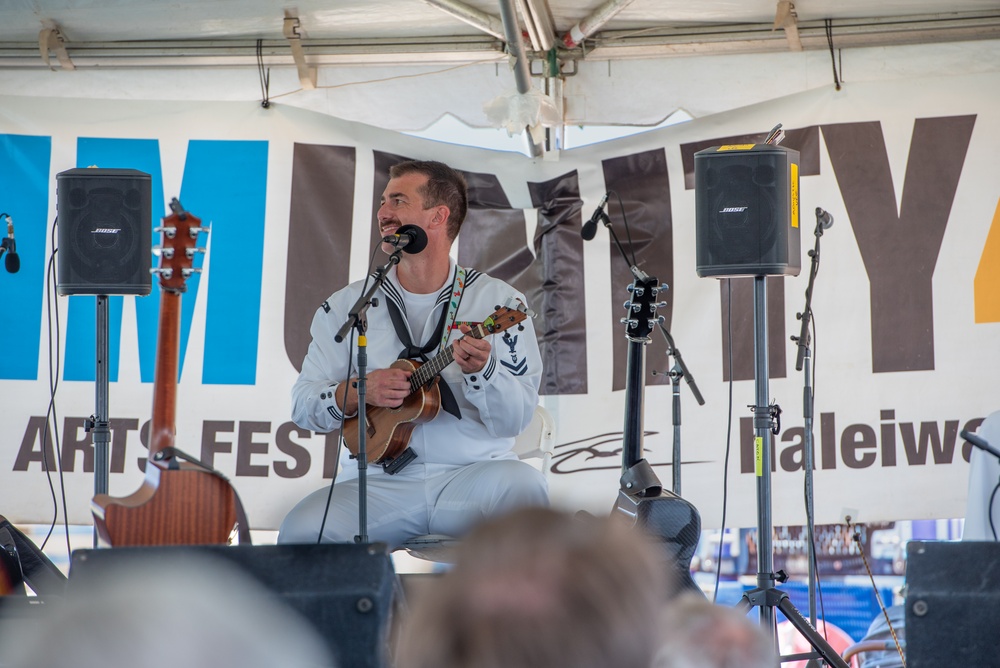 Musician 2nd Class Daniel Caton Performs at 2025 Haleiwa Arts Festival