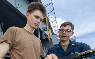Daily Operations Aboard USS George H.W. Bush (CVN 77)
