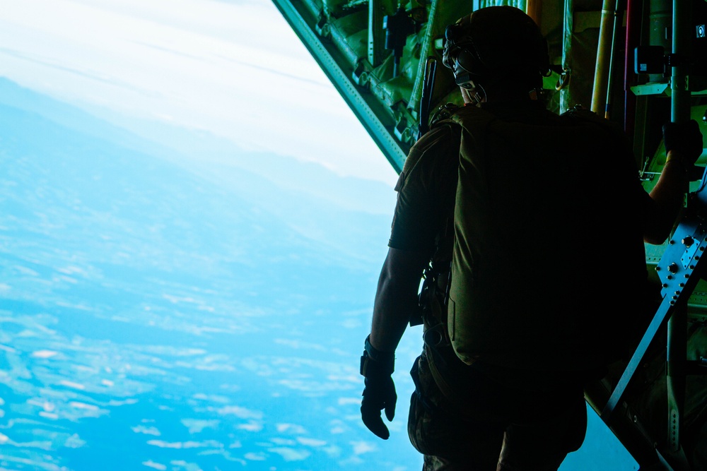 352nd SOW conduct military free fall training during Exercise ADRIATIC STRIKE