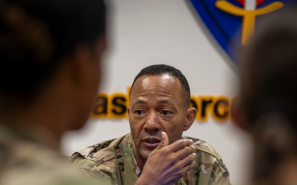SETAF-AF hosts West Point cadets