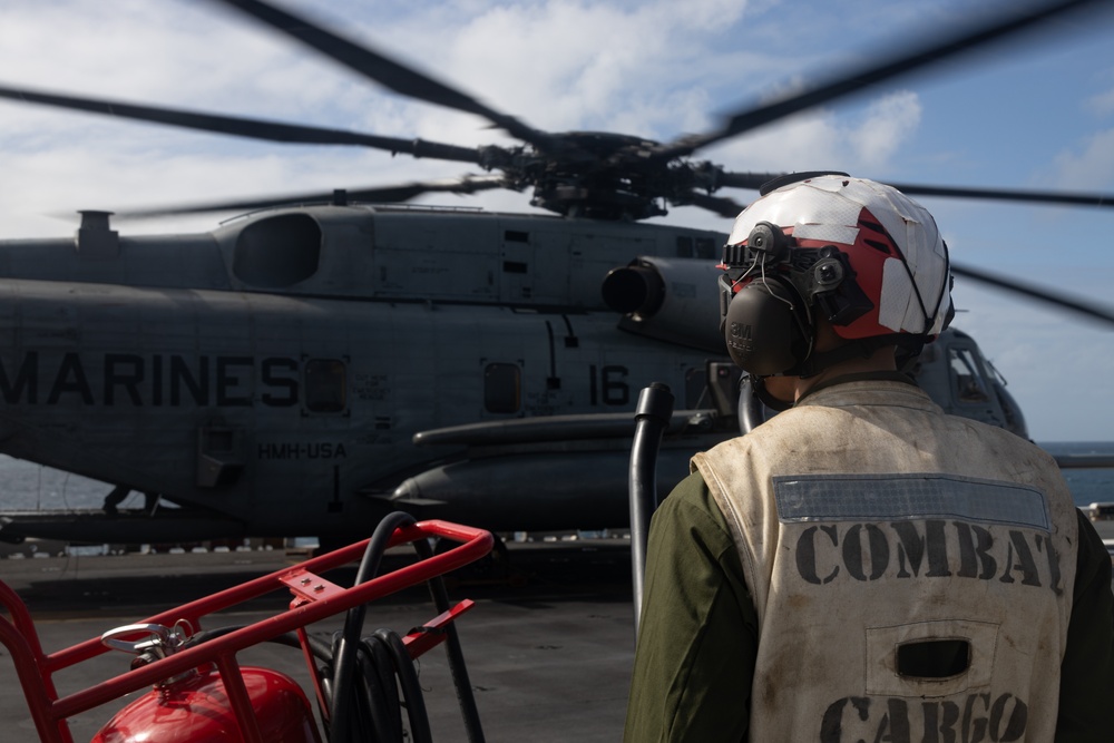 31st MEU | VMM 265 (Rein.) and Detachment 18 conduct FARP support operations