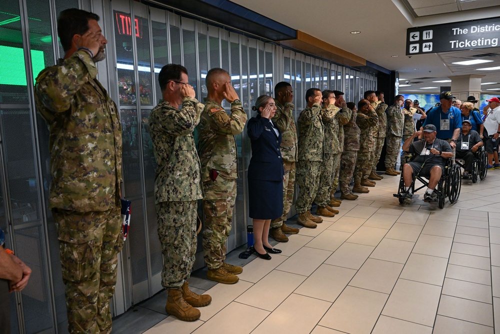 SOCOM members welcome home 75 Veterans during Honor Flight Mission 53