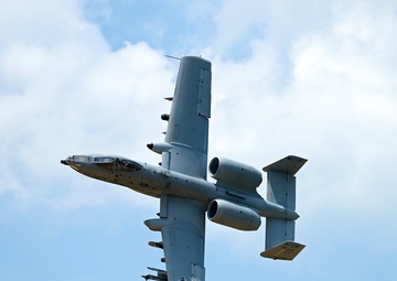 Thunderbolts strike at Poinsett Range