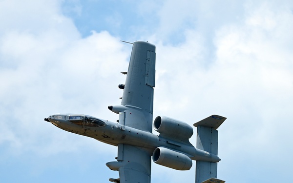Thunderbolts strike at Poinsett Range