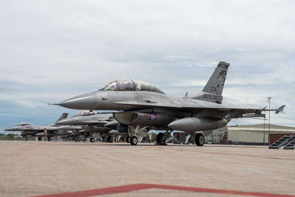 Sioux Falls Civic Leader flies with 114th Fighter Wing