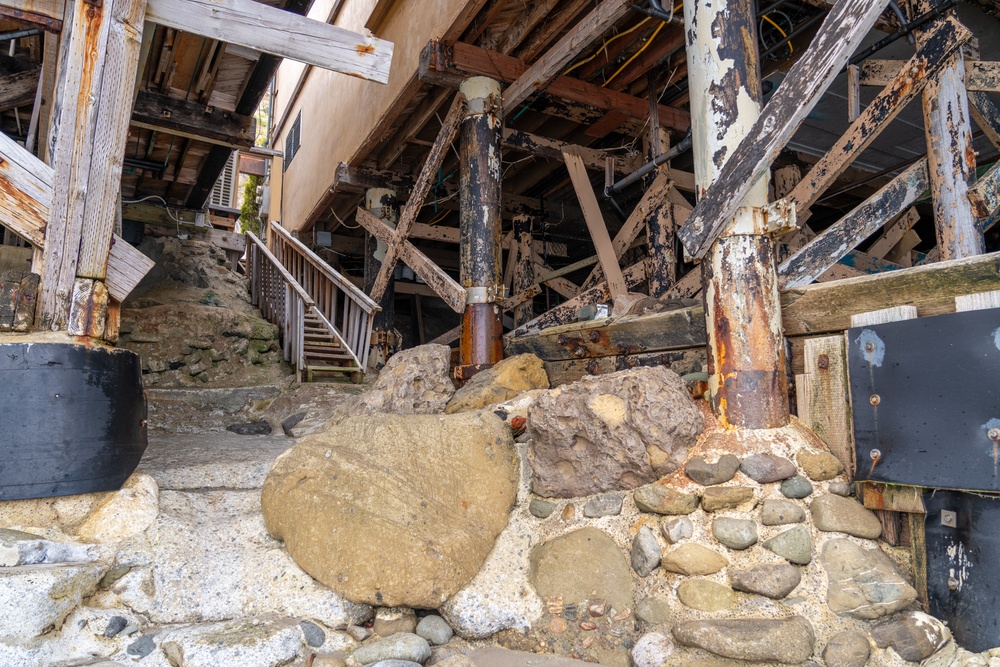 USACE supports Wildfire Debris Removal in Southern California