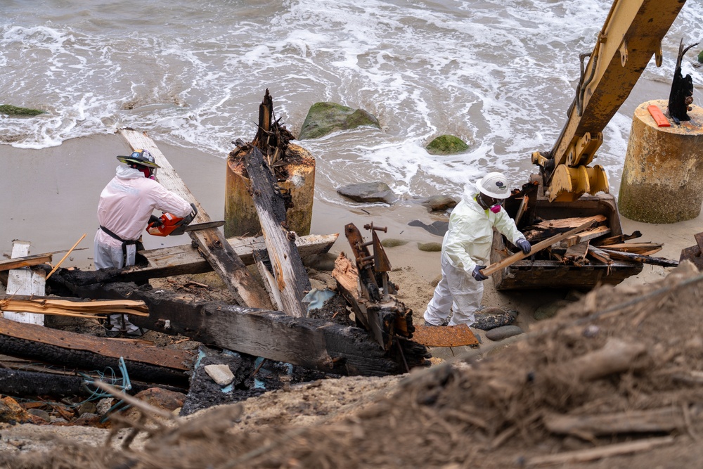 USACE supports Wildfire Debris Removal in Southern California