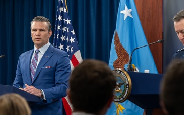 SD, CJCS Conduct Pentagon Press Briefing