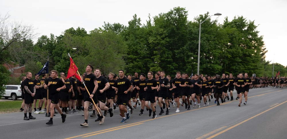 Fort Drum Soldiers Come Together for the Mountain Fest 2025 Division Run