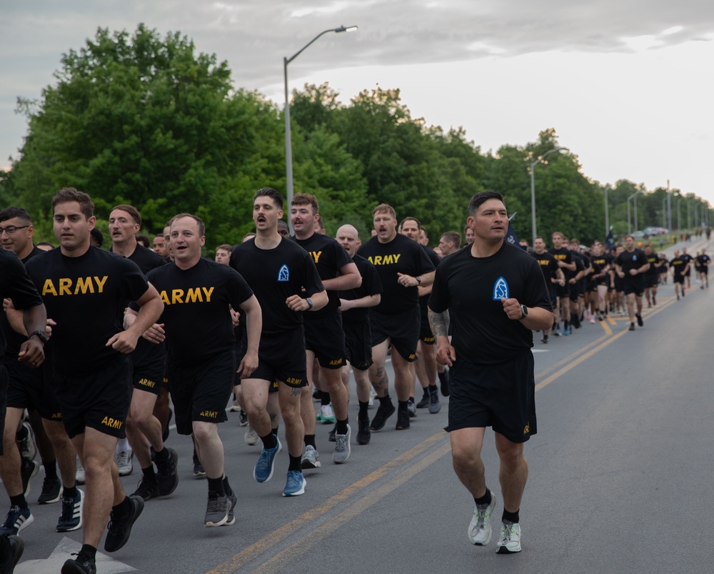 From Peaks to Pavement: 10th Mountain Division (LI) Runs the Extra Mile