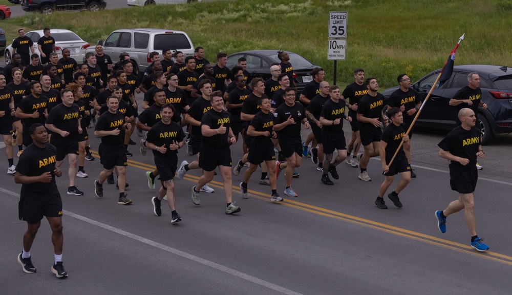 These Boots Were Made for Running: 10th Mountain Division (LI) Soldiers Hit the Road