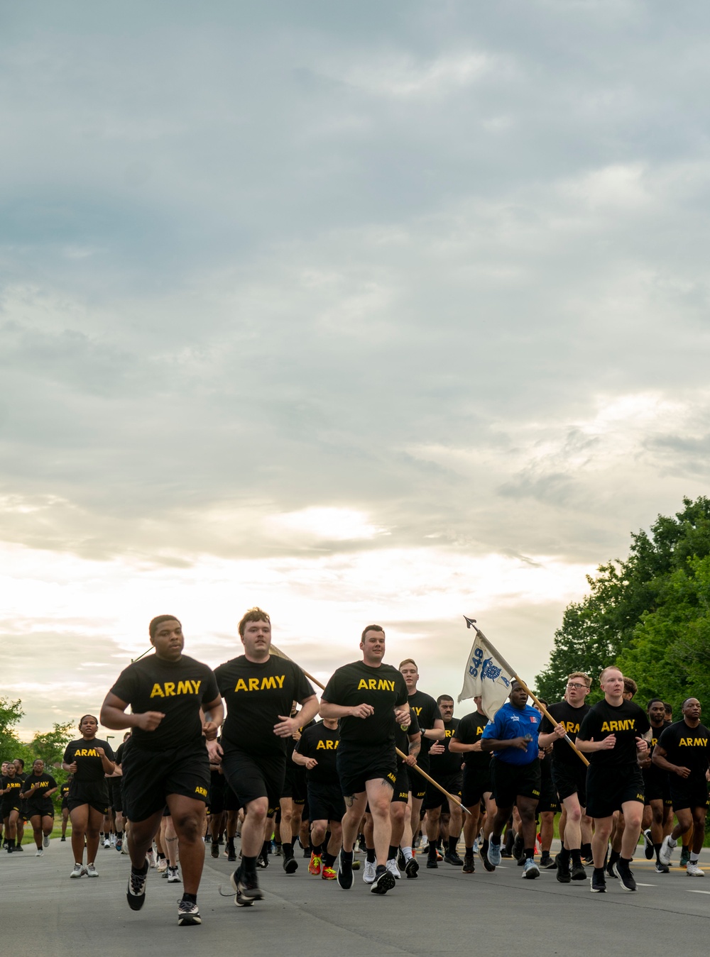 10th Mountain Soldiers Power Through Annual Division Run