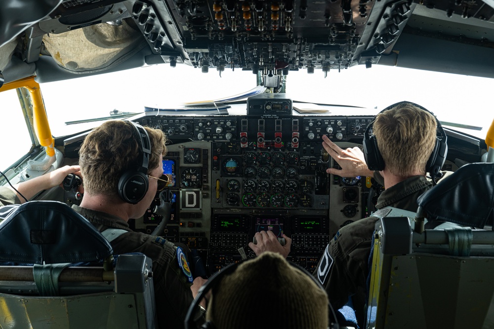 Atlantic Trident 25: 100th ARW refuels 48th FW F-35s, F-15s and French Air and Space Force Rafales