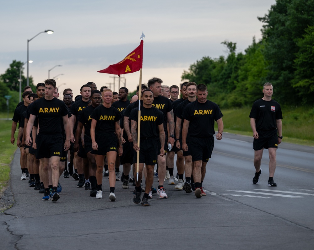 No Mountain Too High: 10th Mountain Division (LI) Soldiers Run for Glory