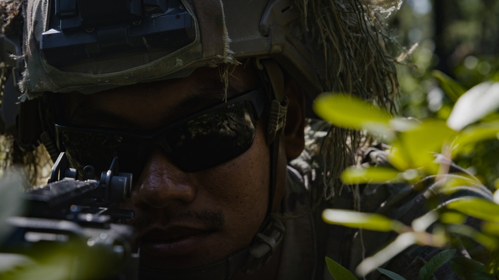 11B ALC Students Conduct Urban Assault STX Lane