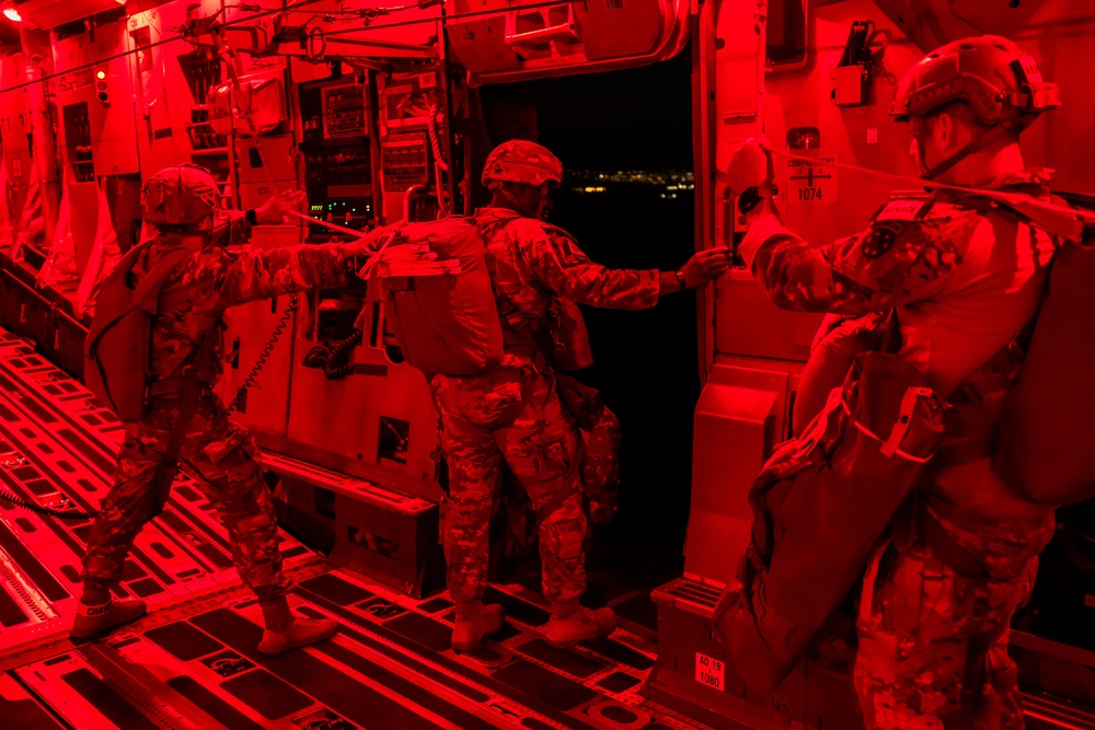 418th FLTS conducts nighttime airborne operations training with &quot;Tarantulas&quot;