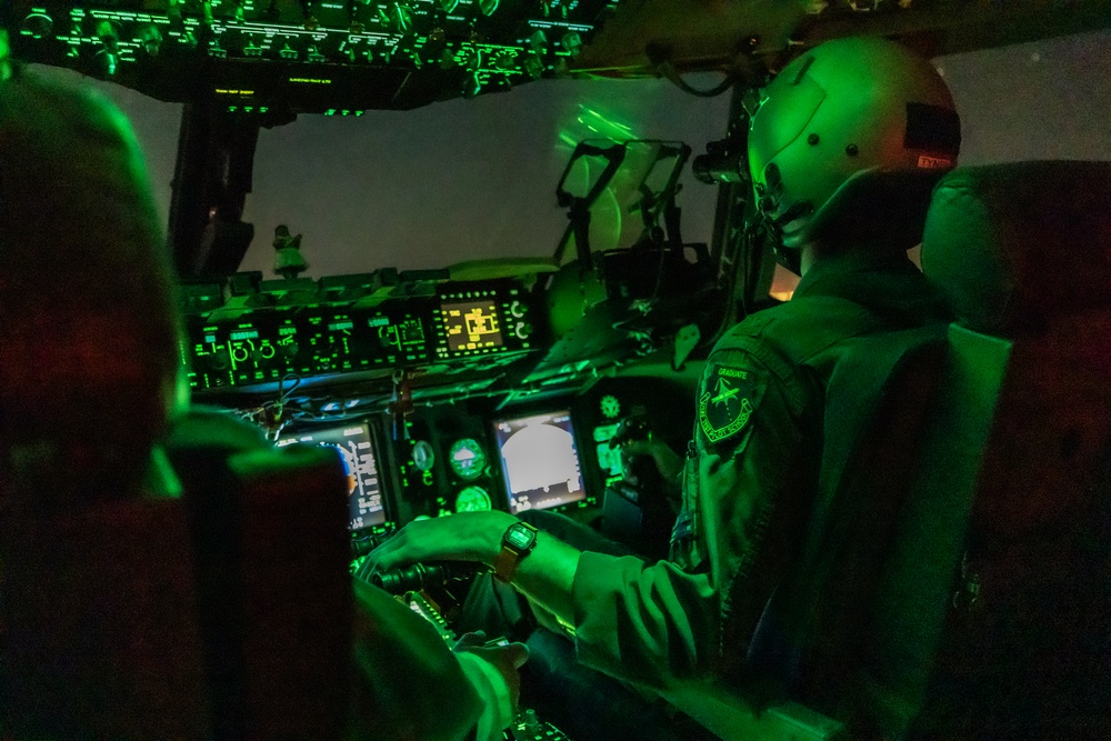 418th FLTS conducts nighttime airborne operations training with &quot;Tarantulas&quot;