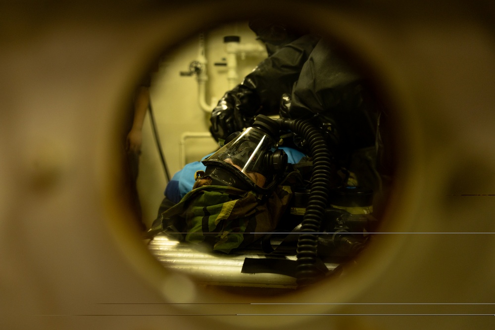 31st MEU | CBRN decontamination training