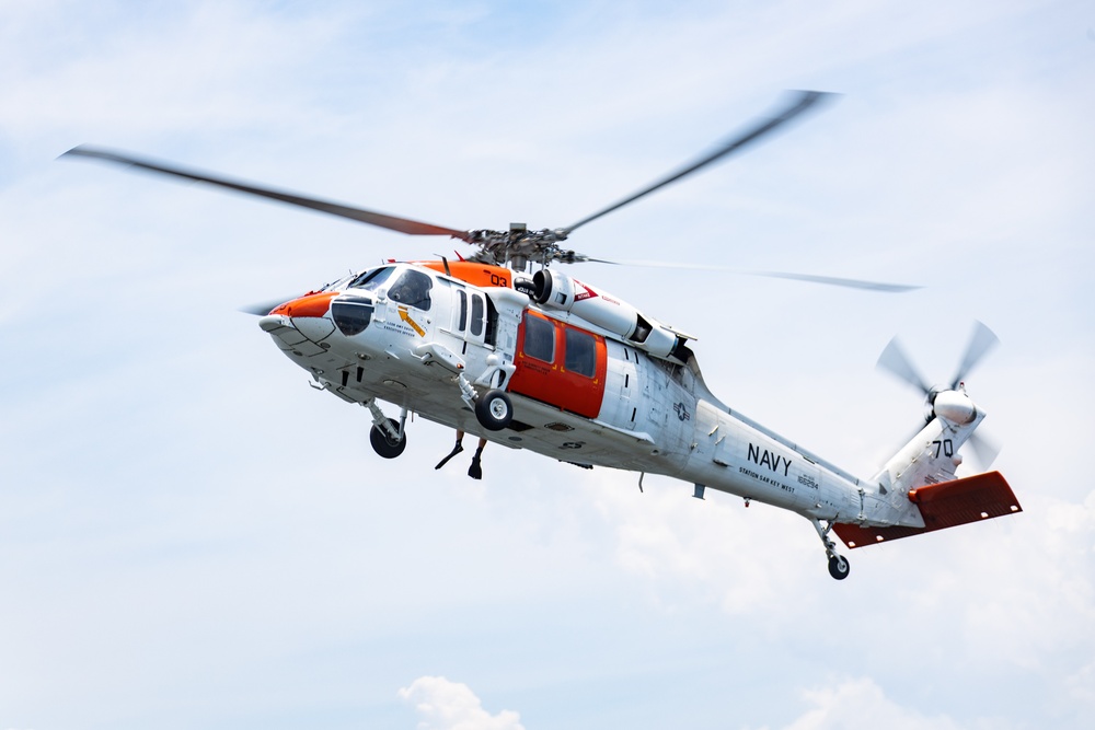 SAR Key West Conducts Jump and Hoist Evolutions with Naval Aviation Rescue Swimmer School
