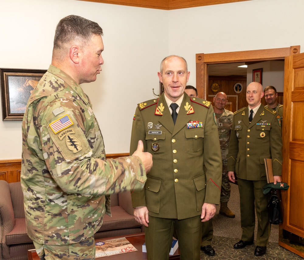 Pennsylvania Adjutant General hosts Lithuania Land Forces Commander