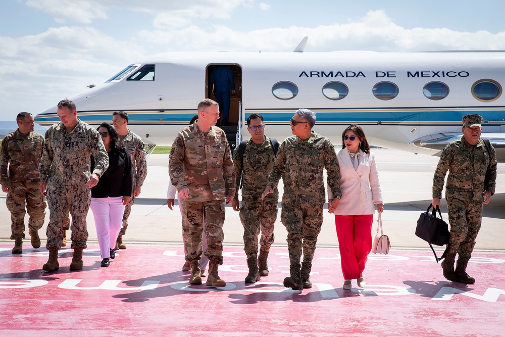 Mexican Defense Leaders Visit NORAD and USNORTHCOM Headquarters to Strengthen Bilateral Security Cooperation