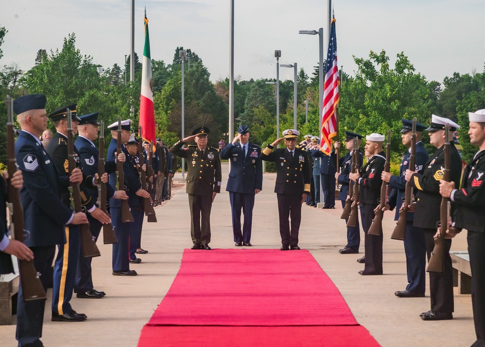 Mexican Defense Leaders Visit NORAD and USNORTHCOM Headquarters to Strengthen Bilateral Security Cooperation