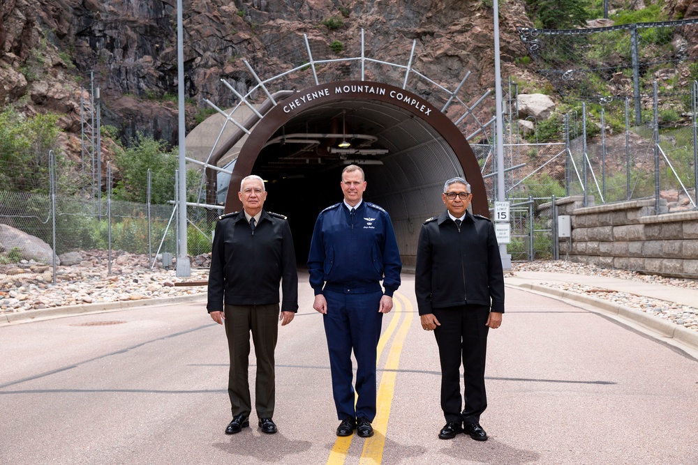 Mexican Defense Leaders Visit NORAD and USNORTHCOM Headquarters to Strengthen Bilateral Security Cooperation